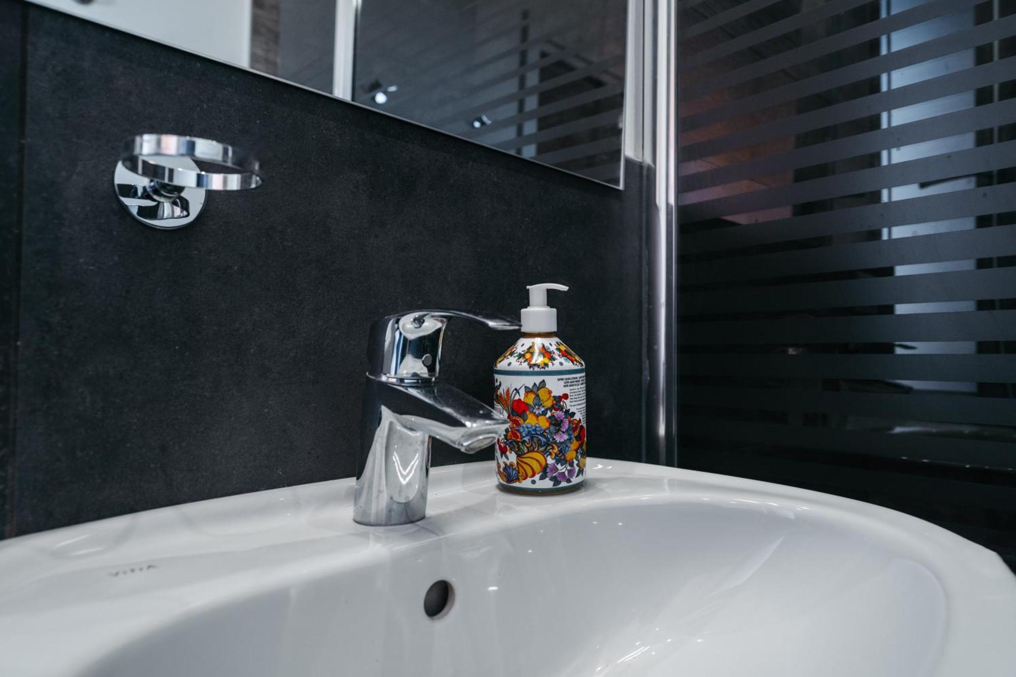 Porta Nuova Suites Βερόνα Εξωτερικό φωτογραφία